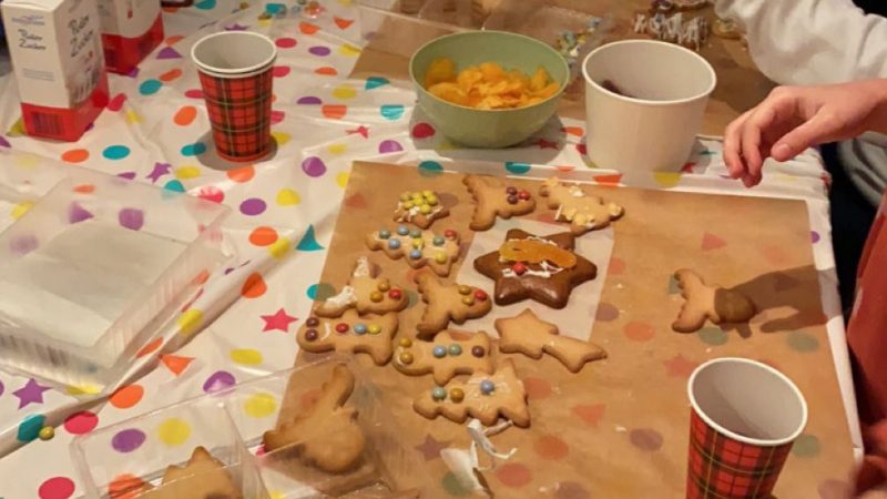 Basteln mit Kindern Spezial – Weihnachtsbäckerei mit Kinder!
